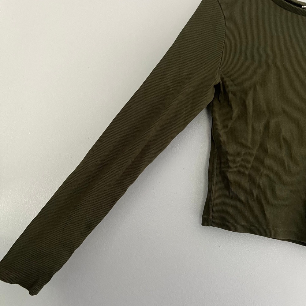Universal‎ Thread Olive Green Ribbed Long Sleeve Crew Neck Top Medium gorpcore - Picture 2 of 9